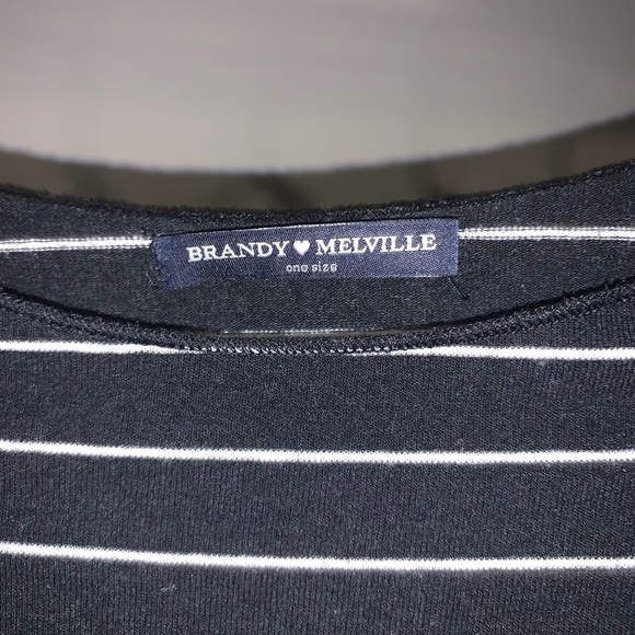 Striped Long Sleeve Crop Top - Picture 2 of 3